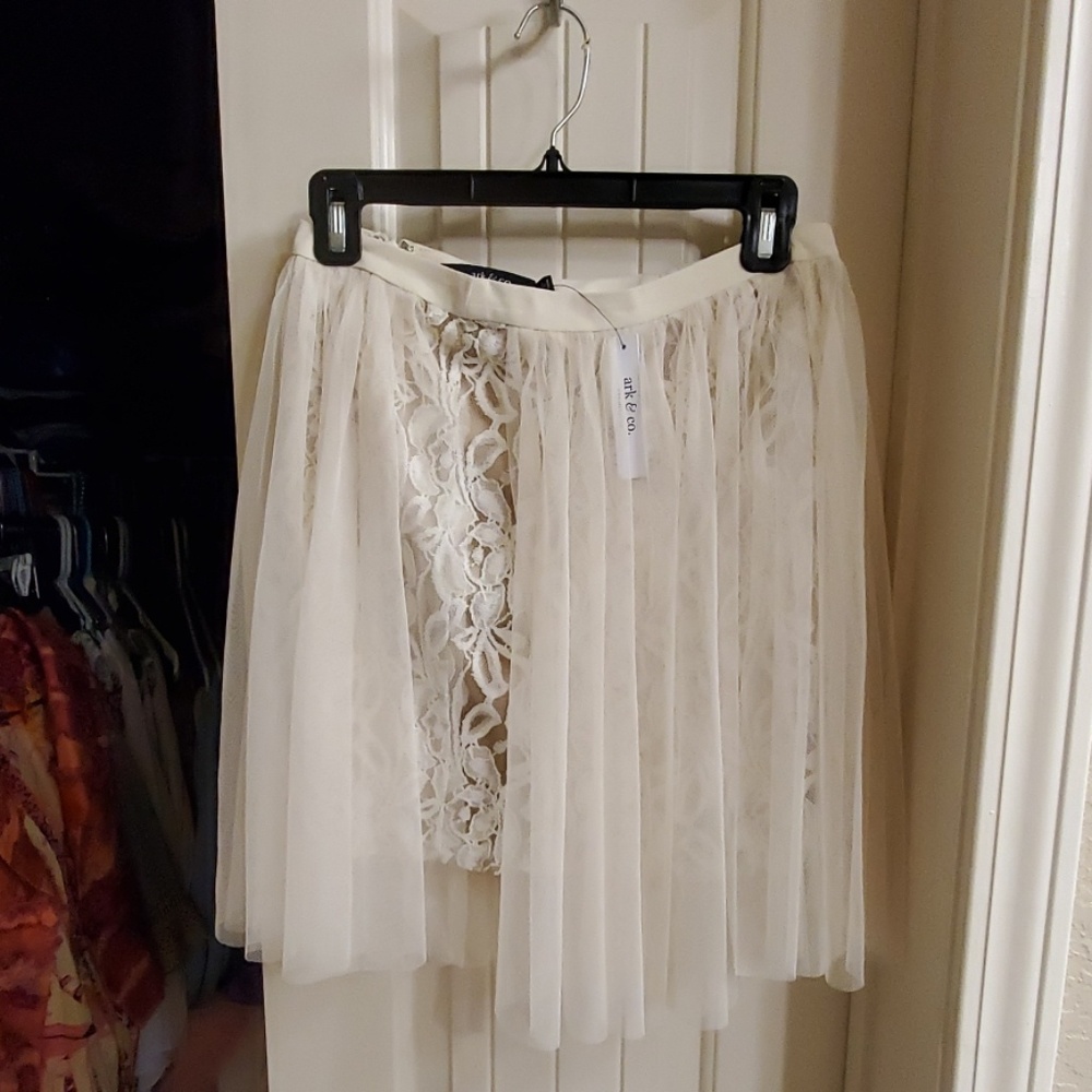 Adorable tulle lace layered skirt